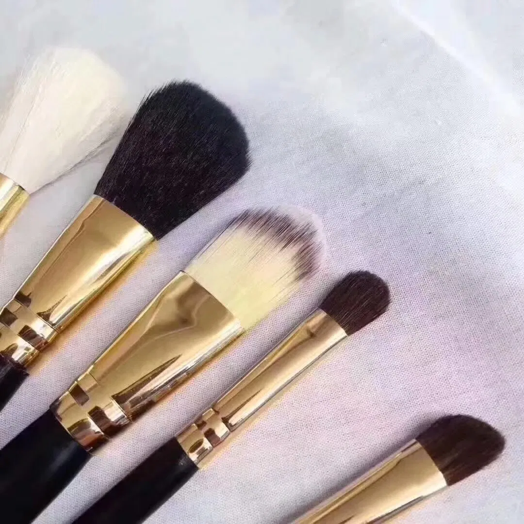 9PCS Black Colors Makeup Brushes Black Wooden Handle in Mirror Bucket