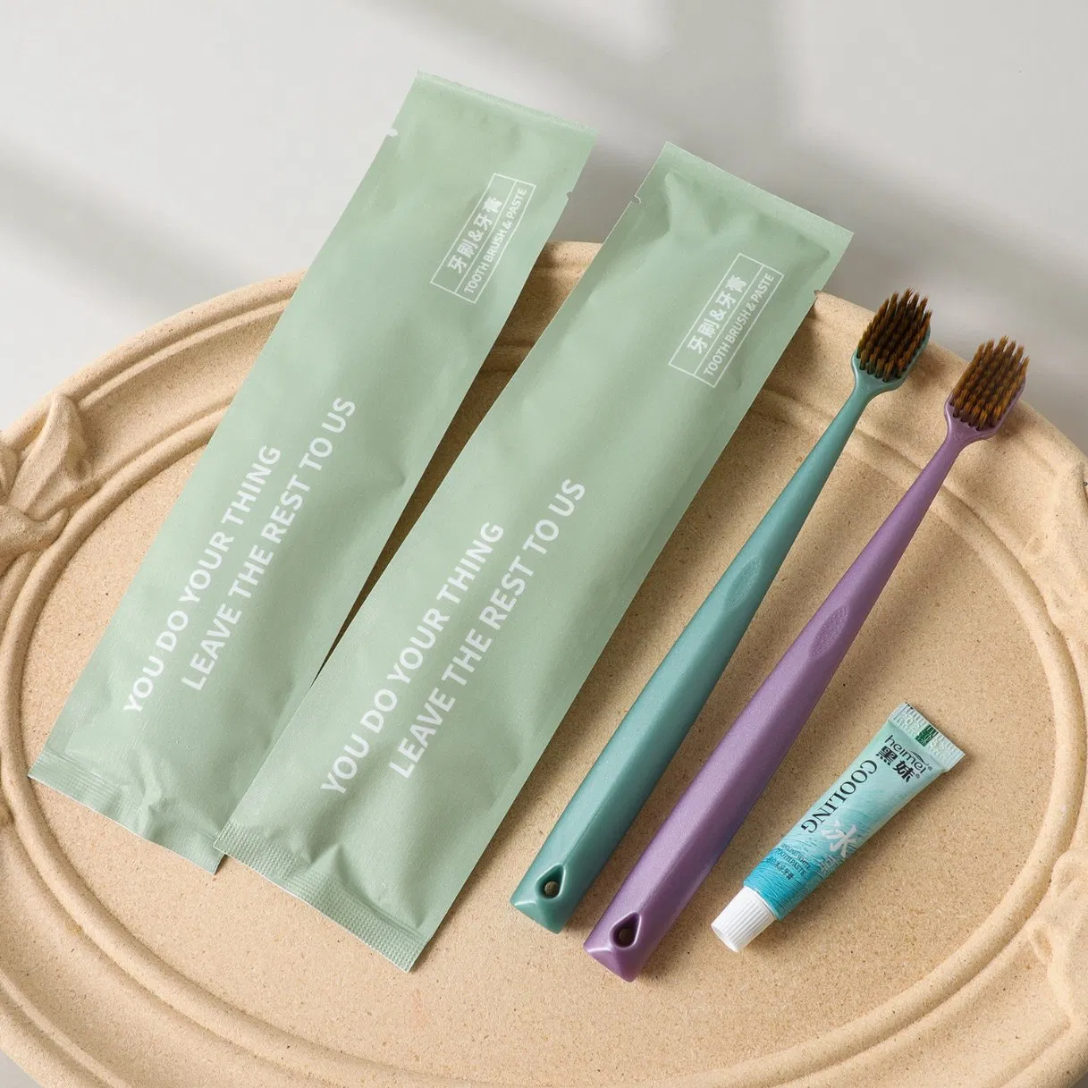 Wholesale Disposable Biodegradable Soft Plastic Three-Sided Sealed Starlight Brushed Green Luxury Hotel Supplies Set
