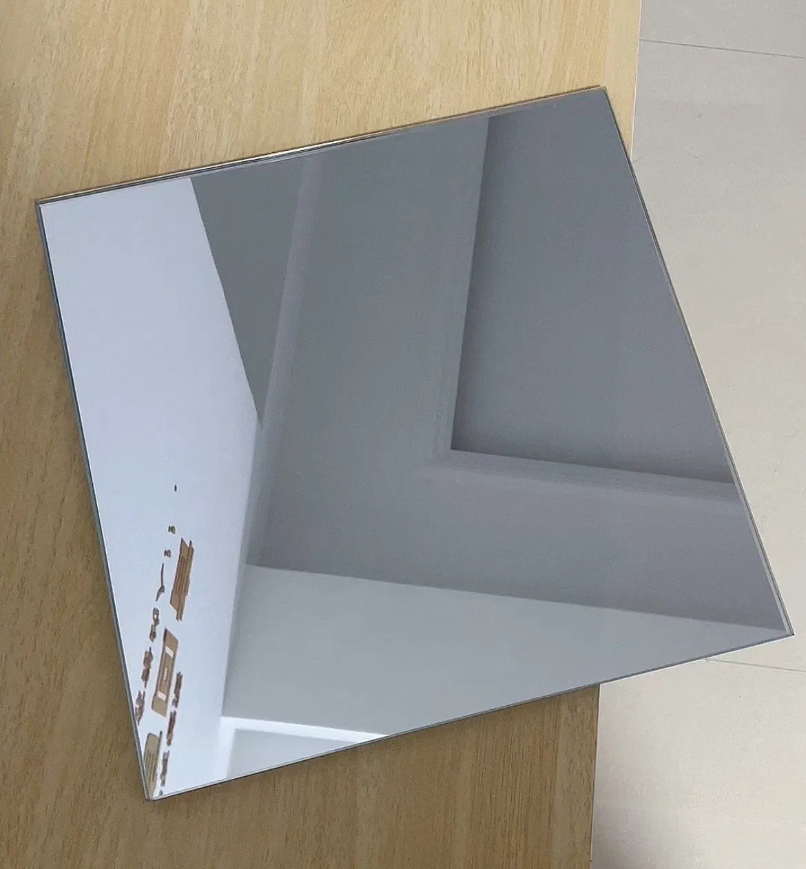 1.8mm 2mm 3mm 4mm 5mm 6mm Customized One Way Mirror Glass