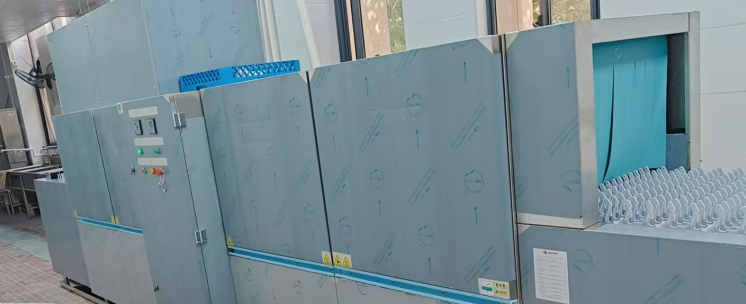 Efficient High-Capacity Commercial Dishwasher for Restaurant Equipment - Model No.: Ht-Z1