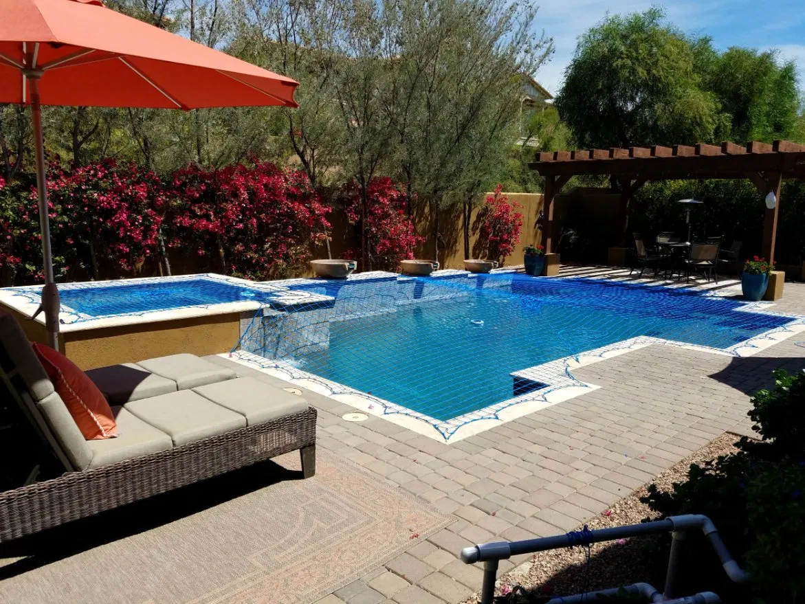 UV Resistant Strong Protection Child and Pets Swimimng Pool Safety Cover