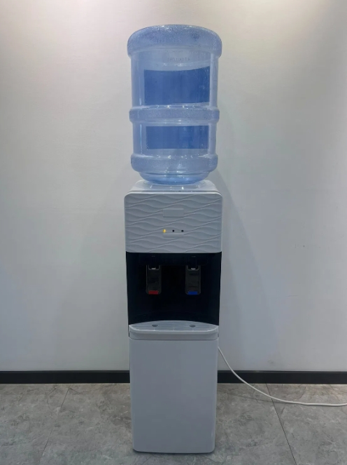 Foreign Trade Explosion 910 Sets/40hq Electronic Refrigeration Support OEM Global Voltage One-Click Adaptation Water Dispenser