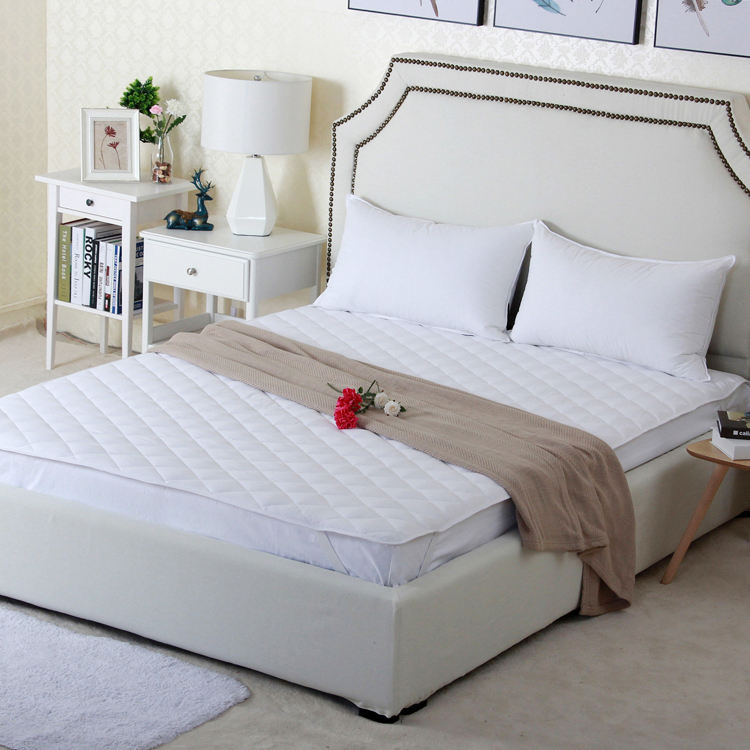 Oeko Certificated Hotel Waterproof Strapped Elastic Band Polyester Mattress Pad Protector