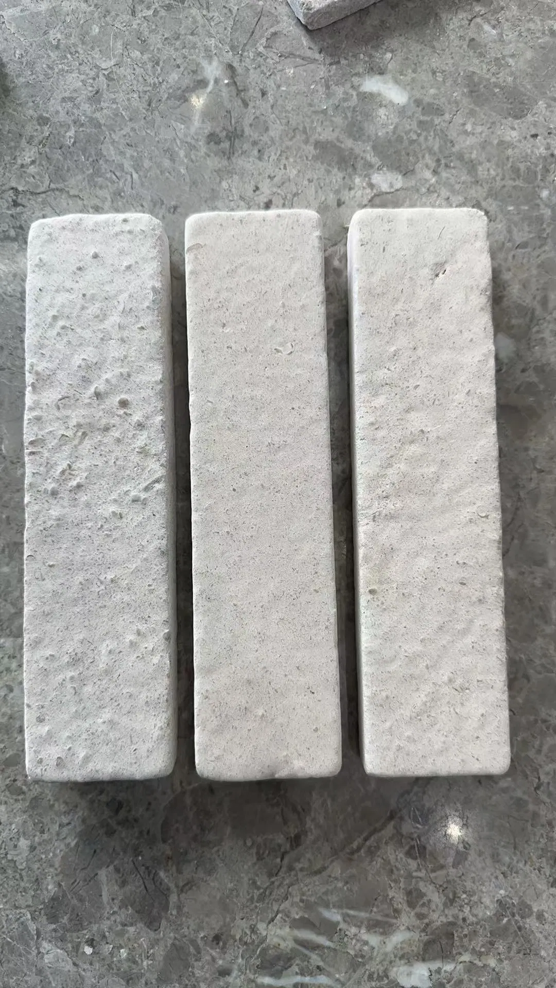 Natural Stone Portuguese Limestone Tiles Strip for Wall Cladding