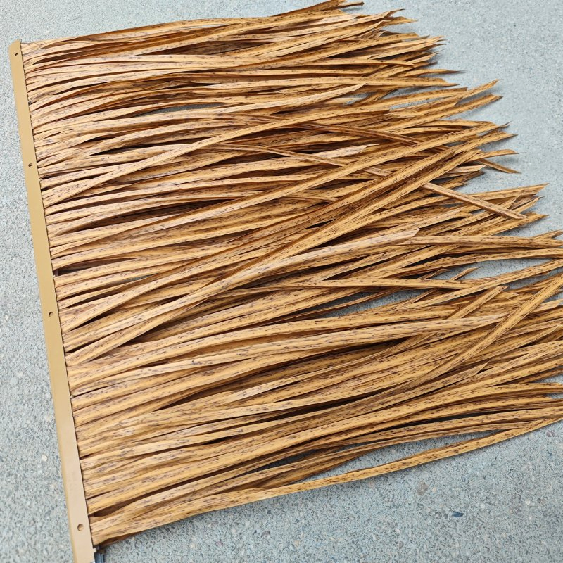 Realistic Artificial Palm Thatch Roofing for Beach Resort Decoration