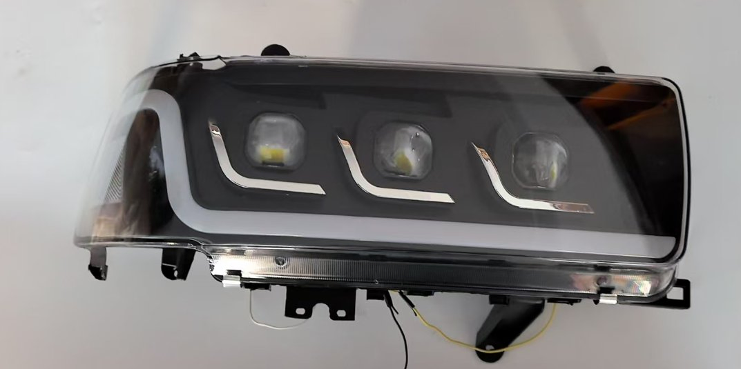 LED-фары для Toyota Land Cruiser LC80 (1990-1997)
