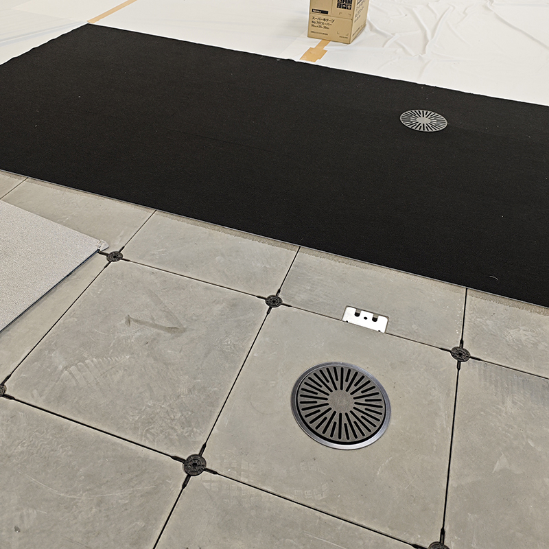 Durable Metal Pedestals for Easy Porcelain Tile Leveling
