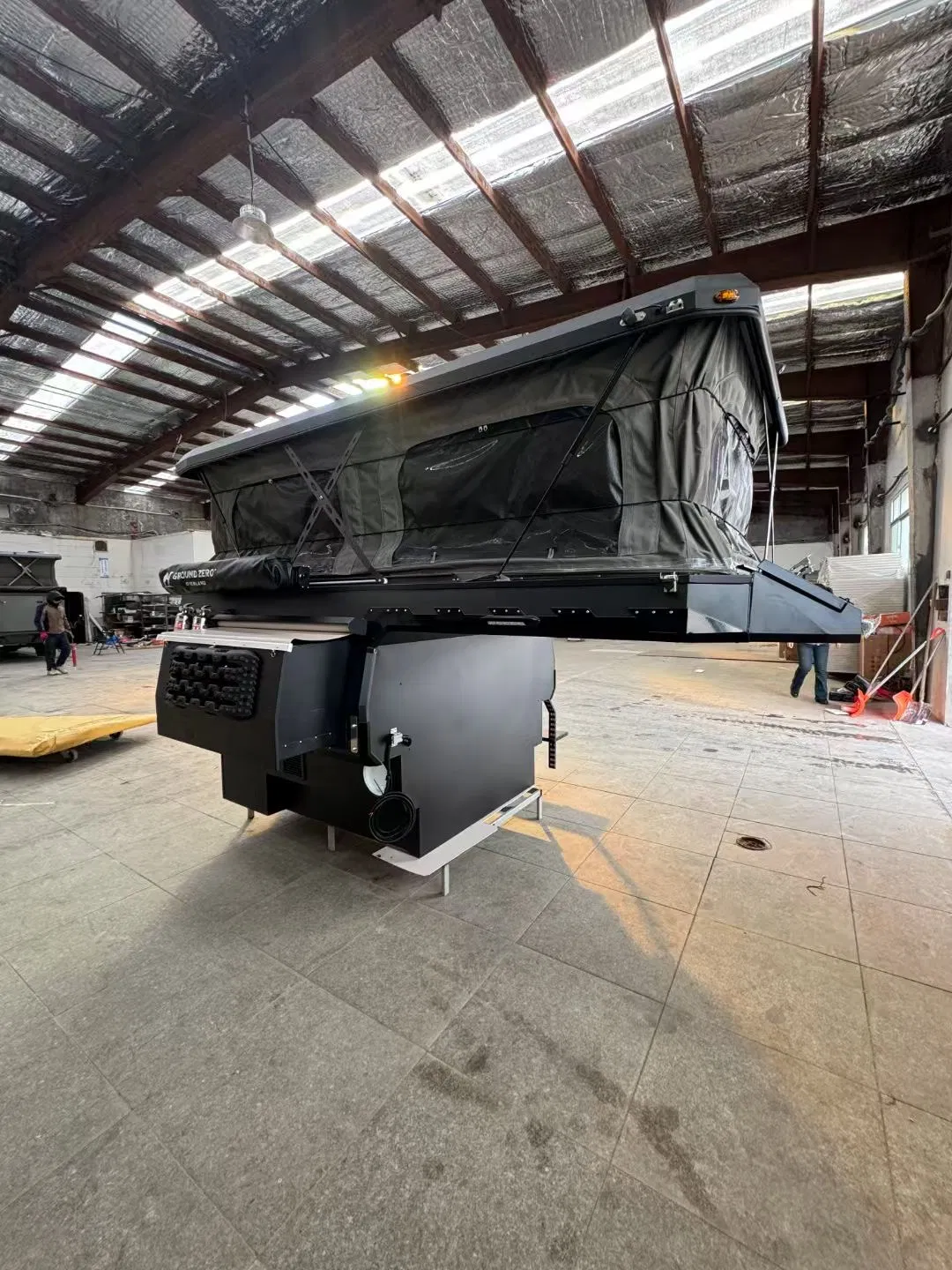 Deluxe Model Pop-up Pick up Camper