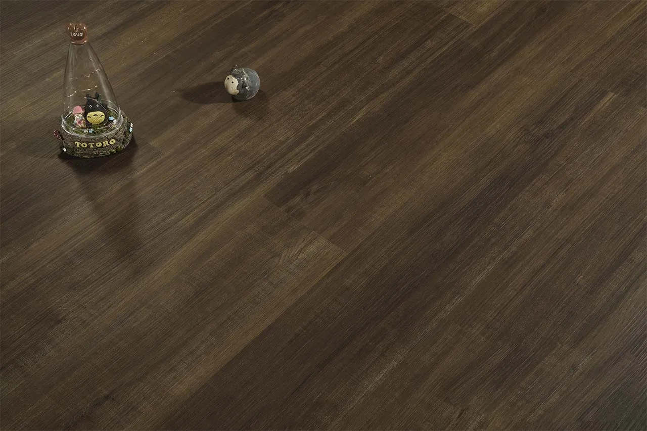 Водостойкий ламинат Unilin Click под дерево и камень