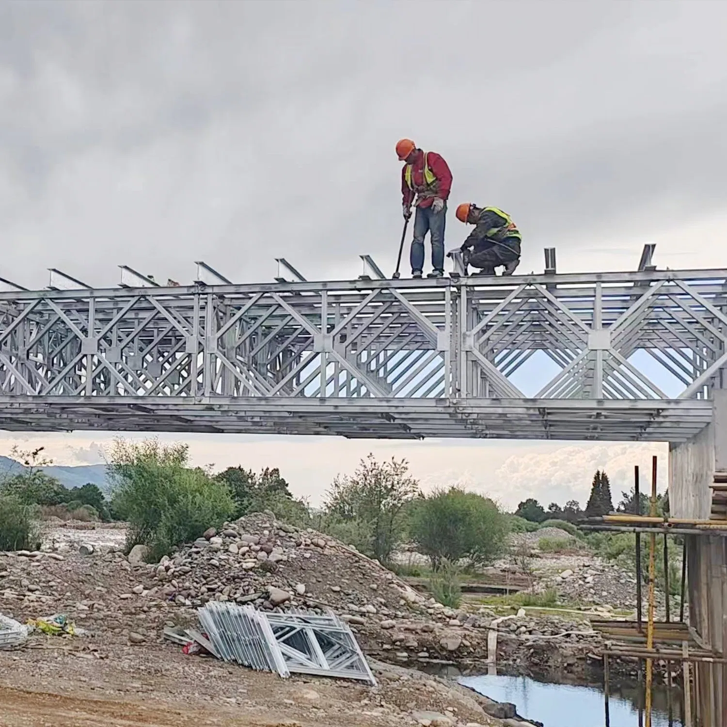 Innovative Temporary Modular Bridge Solutions for Quick Access