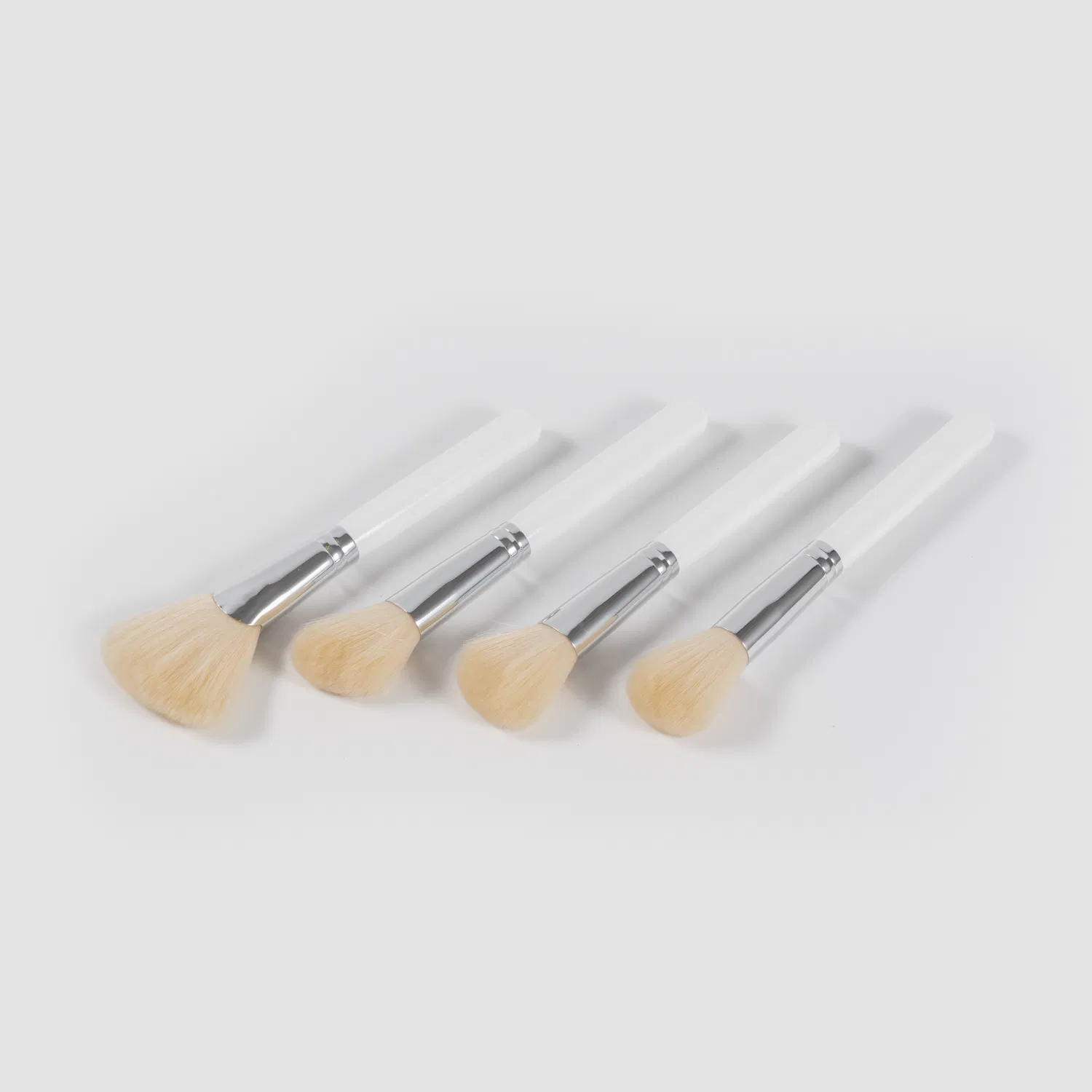 Comfort Brush Type Soft Touch Skin Cushioning Soft Focus Blur Makeup Brush Kit