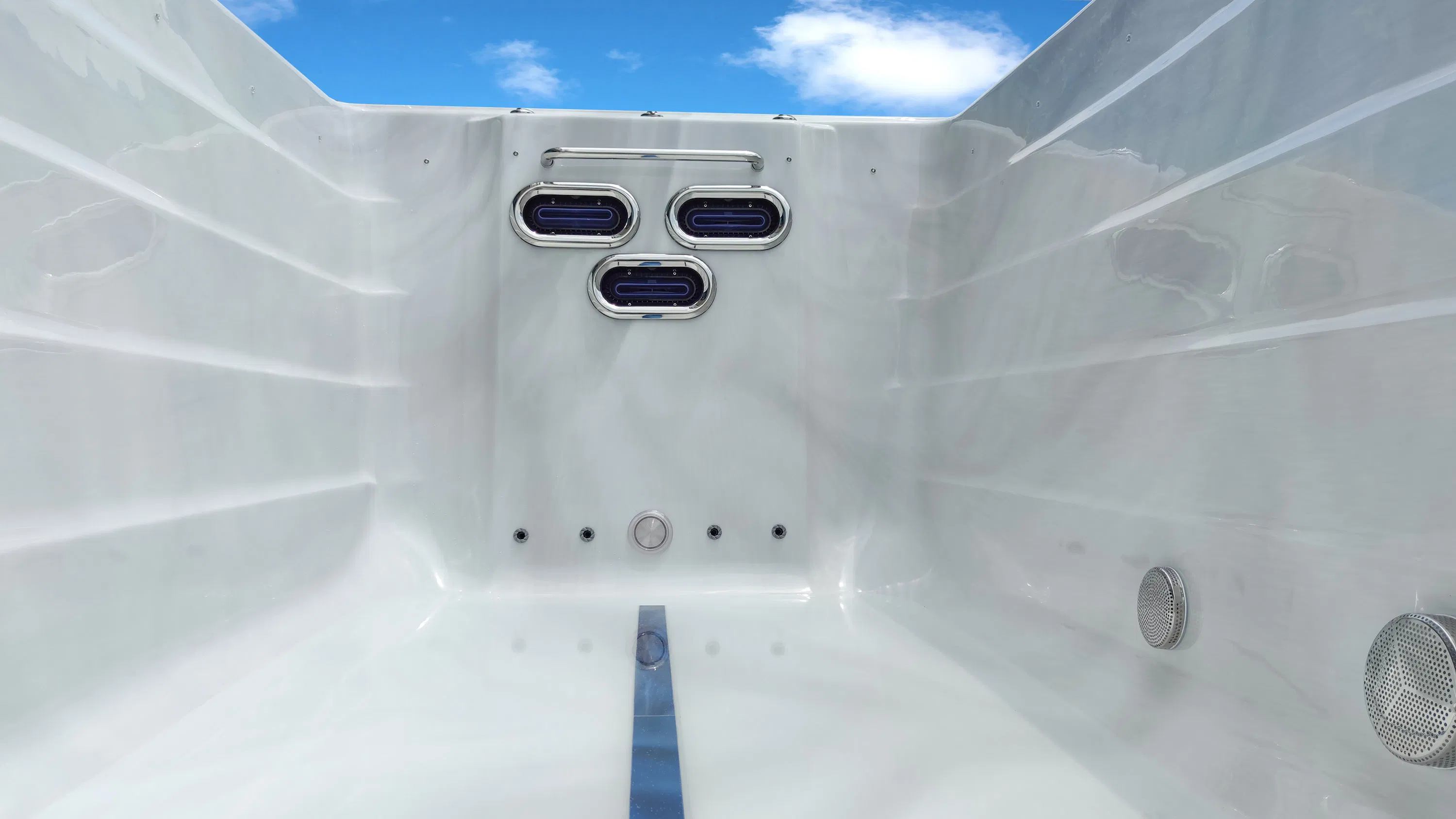 Портативный спа-бассейн Swim SPA 2021