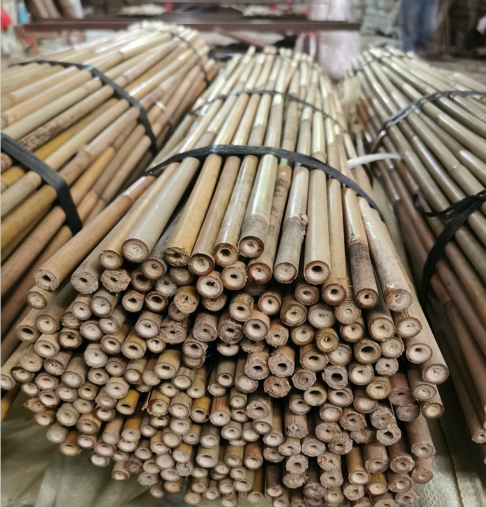 Factory Direct Sales of Cheap Straight Chinese Bamboo Poles for Support