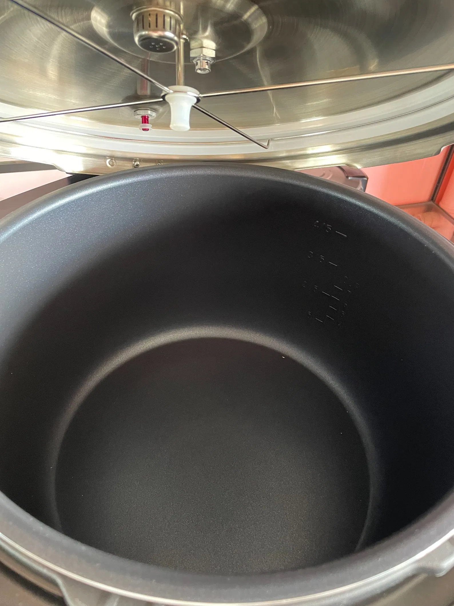 High-Performance Electric Pressure Cooker for Quick Meal Prep