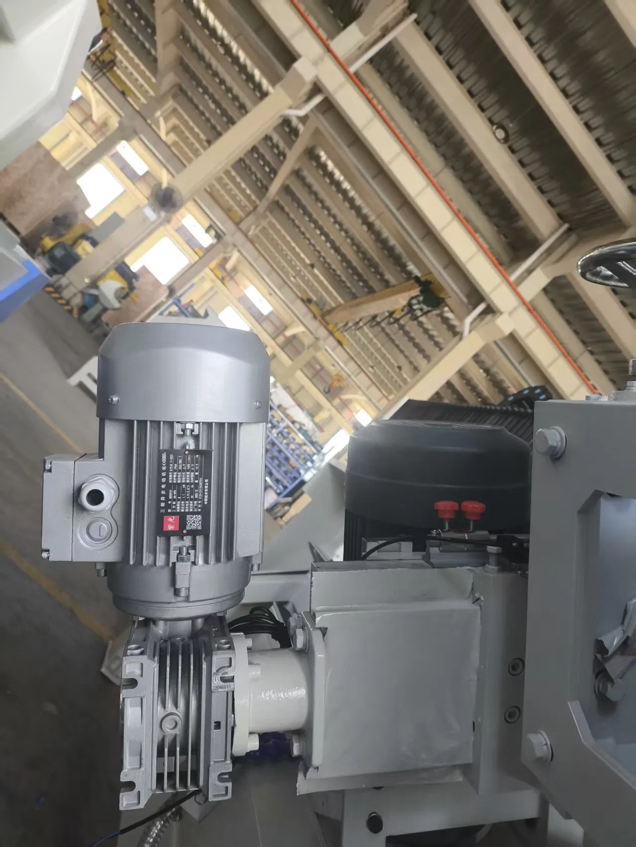 Porcelain Heavy-Duty Bevel Cutting and Chamfer for Sintered Fabrication