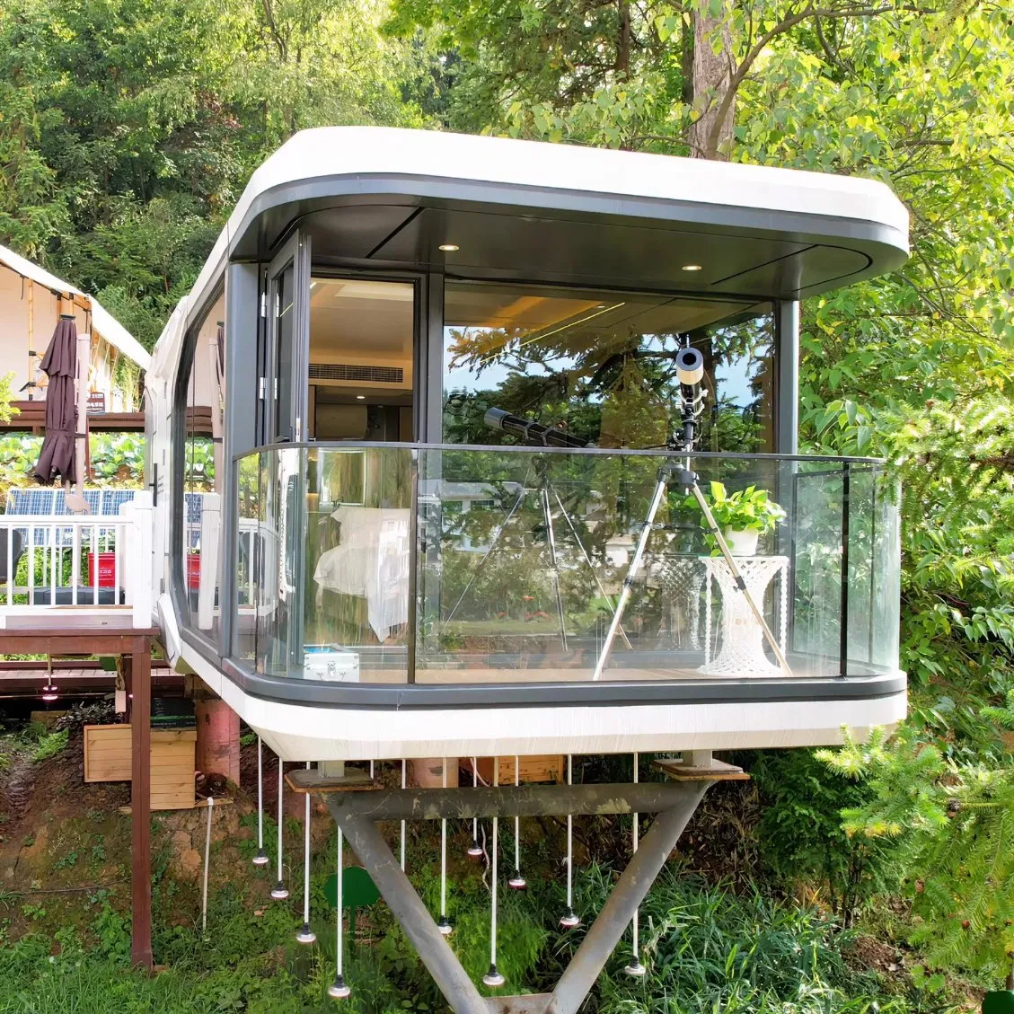 Smart Space Capsule with Complete Facilities
