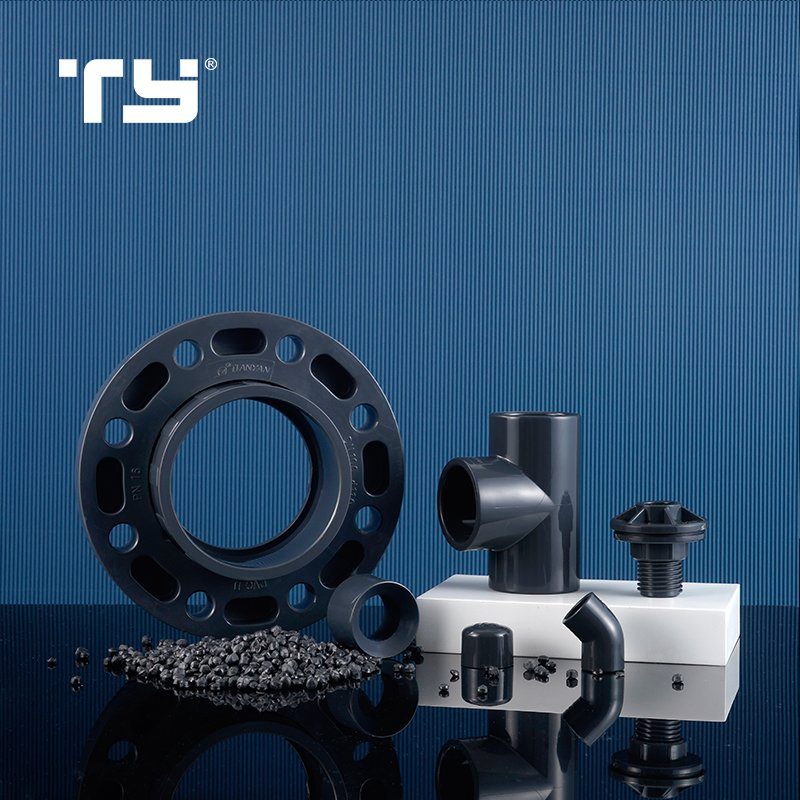 New Design Water Supply Type Pn16/Pn10 Pressure PVC Pipe Fitting Cross