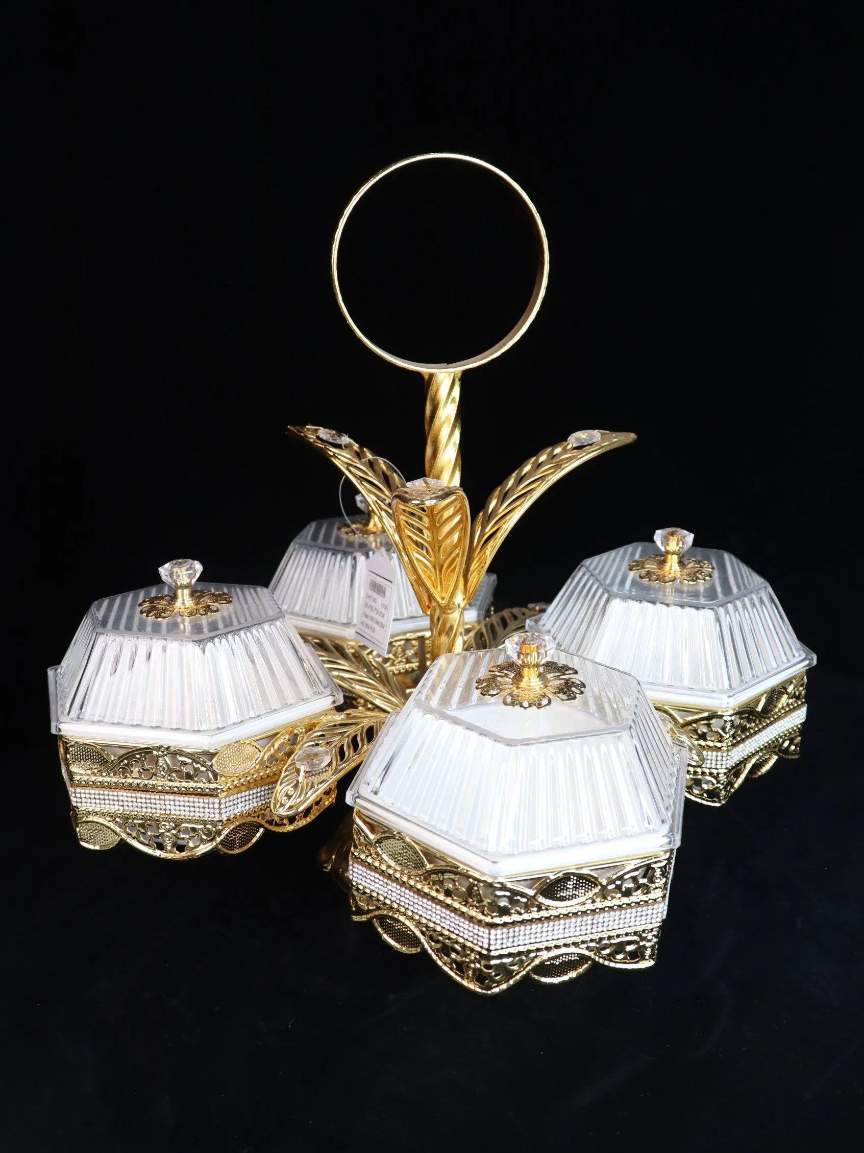 Elegant Fruit Tray with Gilded Ironwork and 4 Plastic Bowls