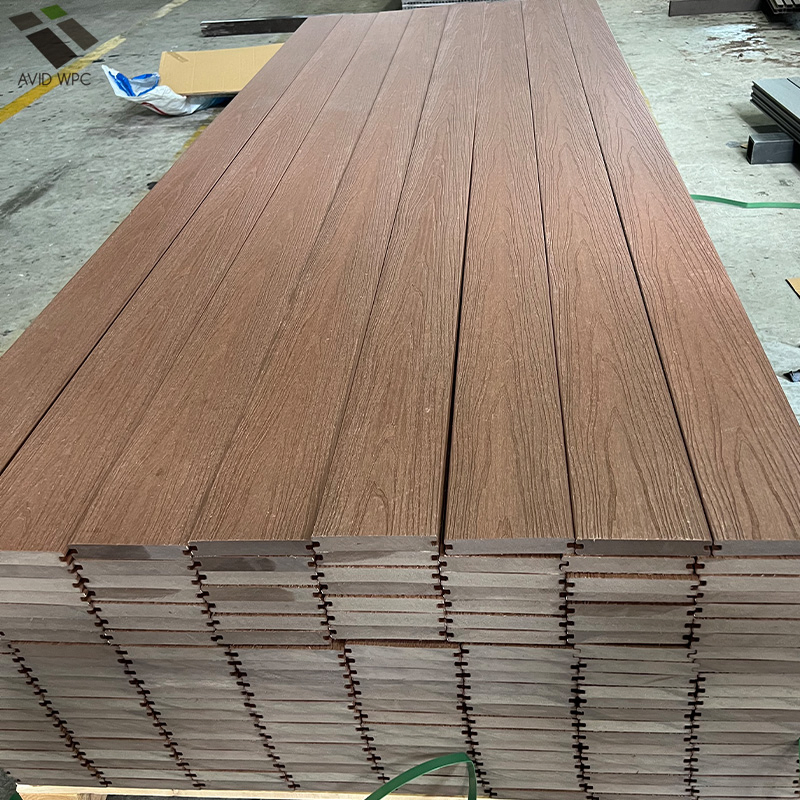 Advanced Outdoor Co-Extrusion WPC Flooring Decking with Enhanced Durability Features