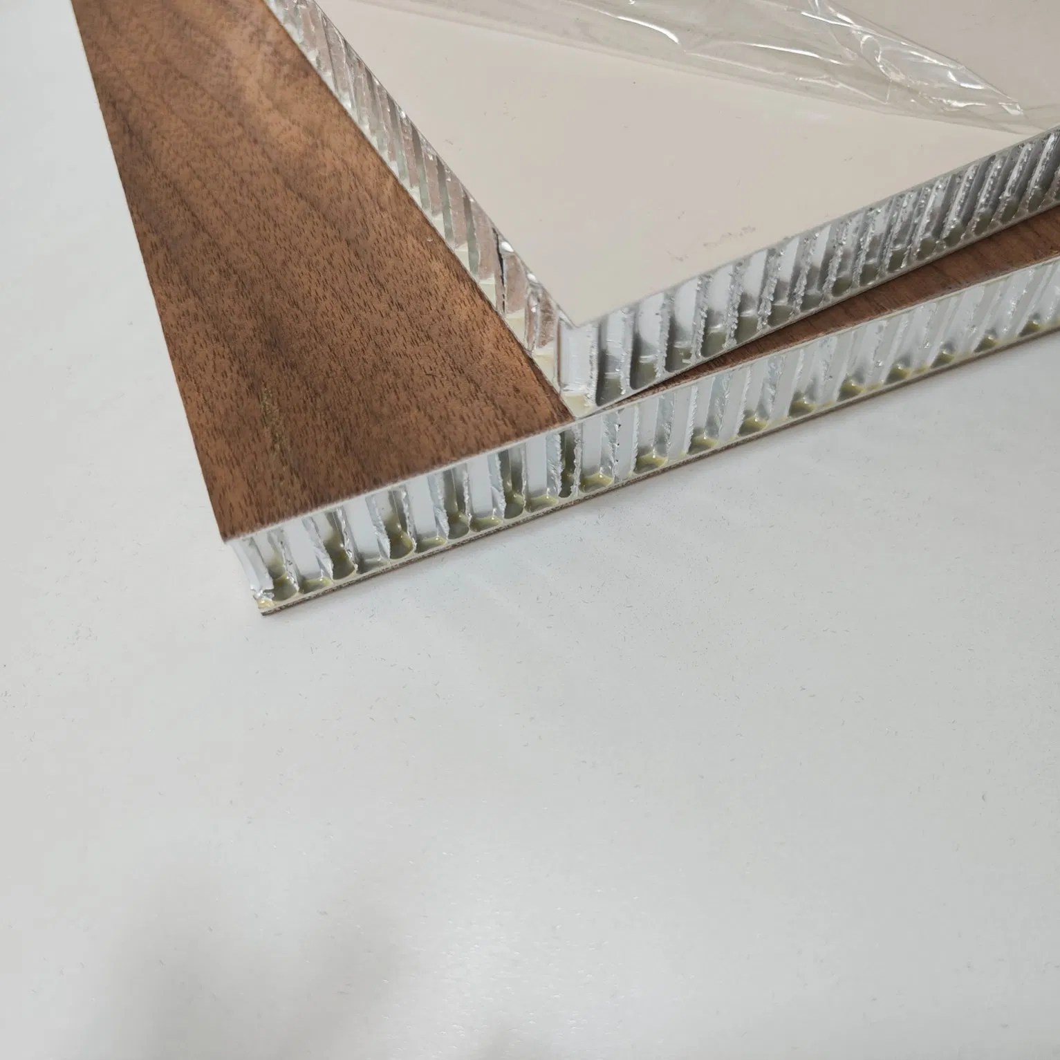 Sandwich Wall Panel Aluminum Honeycomb Ceiling Panel Durable Sandwich Panel with Honeycomb Core for Temperature Extremes Aluminum Sandwich Panel