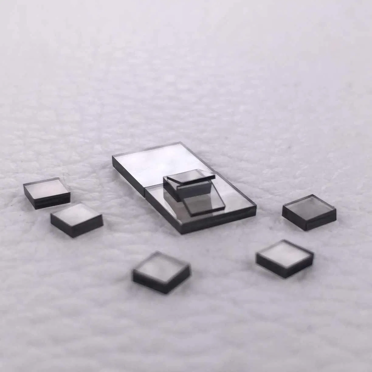 Семена алмаза CVD белые 9 мм для выращивания