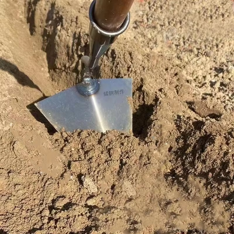 High Hardness Triangular Garden Hoe Professional Agricultural Tool for Farming Trenching Ridging