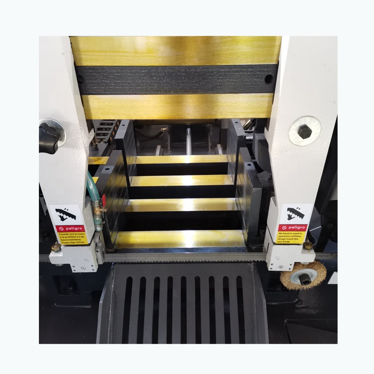 Станок ленточнопильный по металлу GB4230