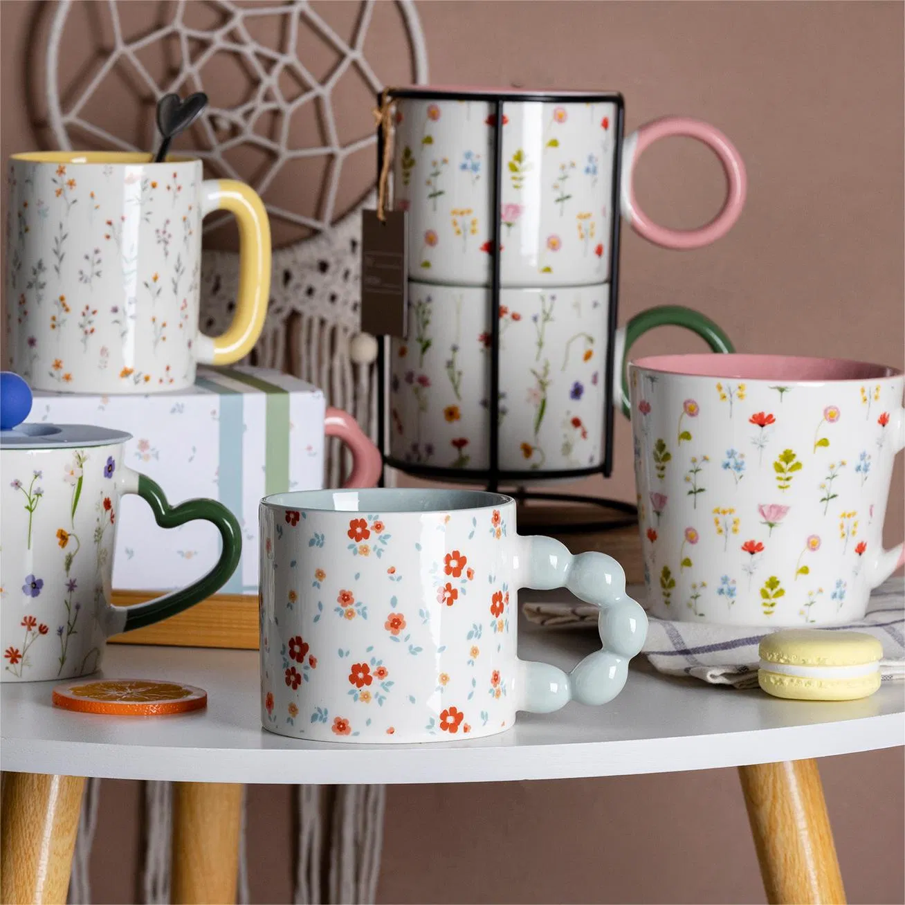 2026 Promotion New Product Vibrant Blossom Porcelain Cup Floral Printing Ceramic Coffee Mug with Beaded Handle for Gifts or Daily Use