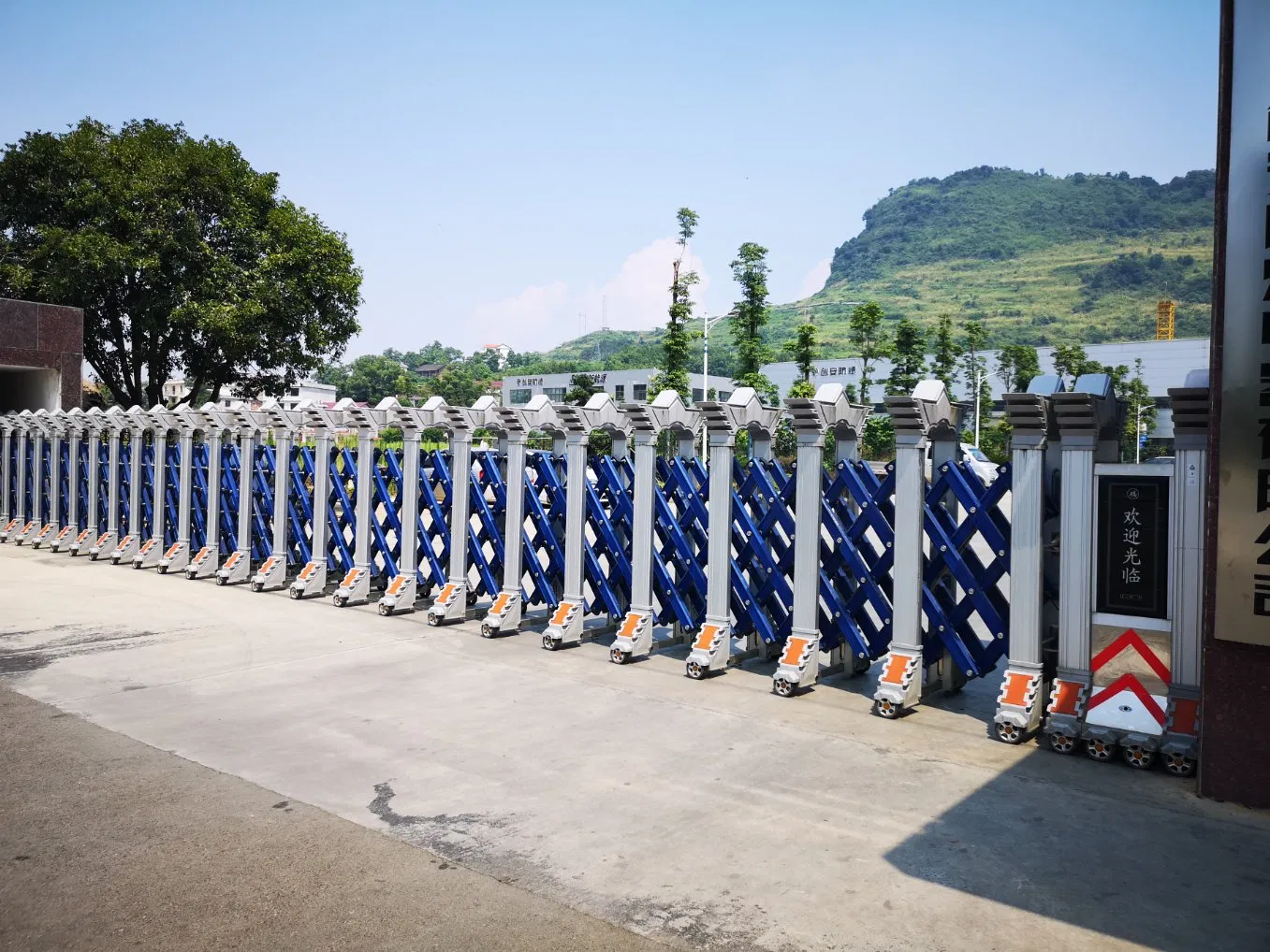 Automatic Retractable Electric Sliding Gate, Security Stainless Steel Folding Gate