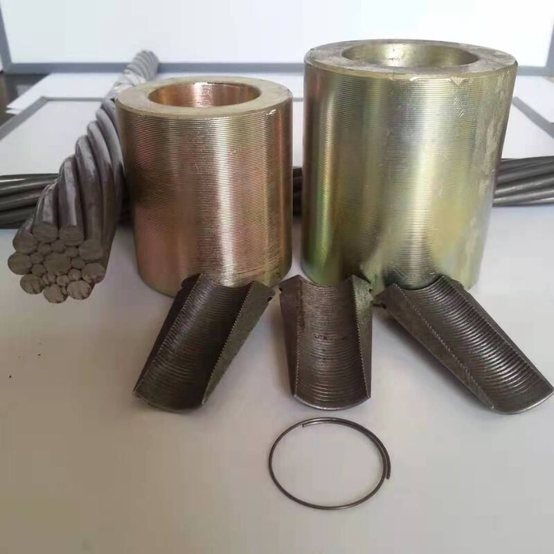 Анкерный узел для бетона с клиновым закреплением