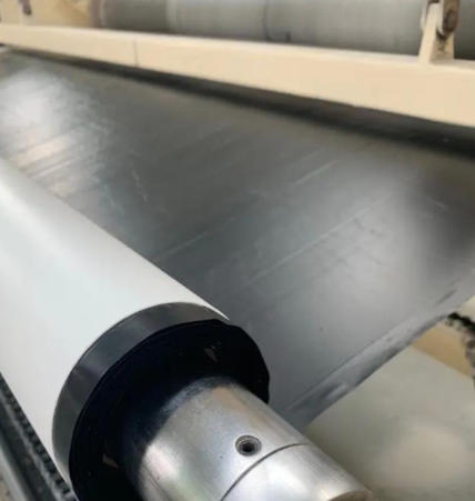 Roofing Waterproof Material Self-Adhesive Bitumen Waterproof Membrane for Various Buildings