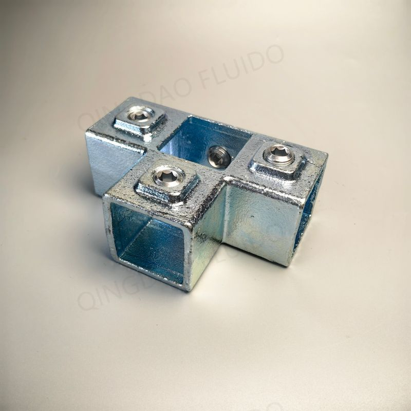 Galvanized Square Pipe Connector with 5mm Wall Thickness in Malleable Iron