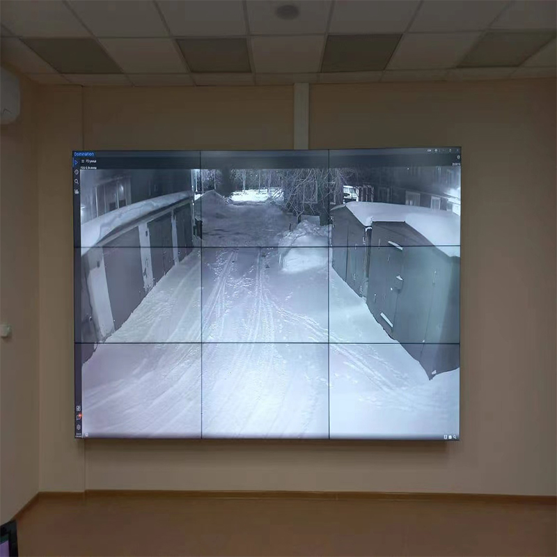 Видеостена 55 дюймов с узкой рамкой 3.5мм и напольной стойкой