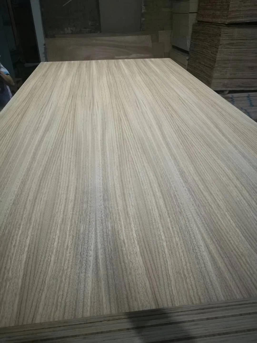 Natural Veneered MDF Board/Fancy Veneered MDF for Furniture