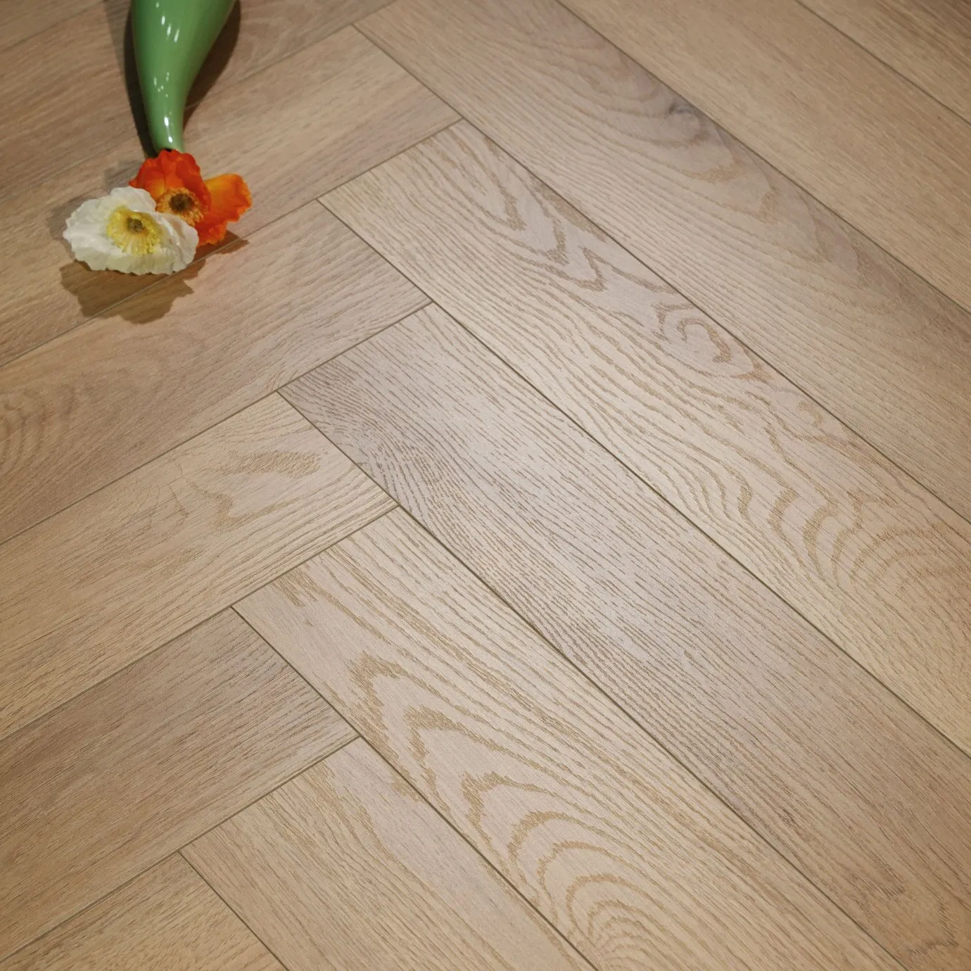 15mm Multi-Layer Solid Wood Flooring and Herringbone Parquet Flooring