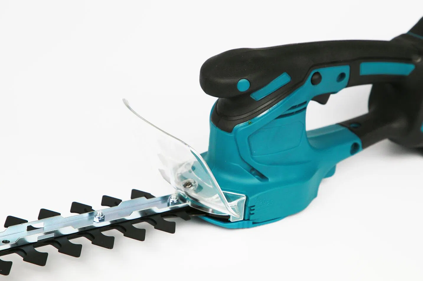 Электрический триммер для живой изгороди Park Forest