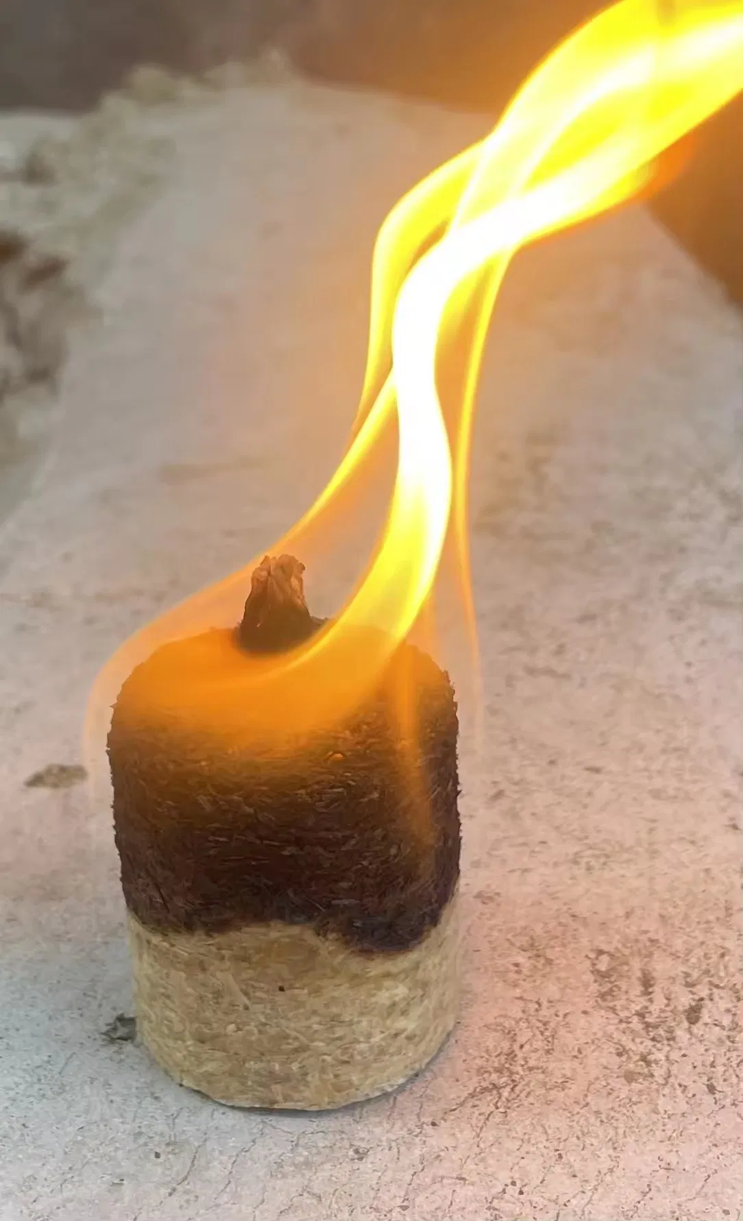 Candle Wick Style Wooden Fire Starter for Fireplace Grill Wood Stove Camp Pit Long Burning Time Firelighter