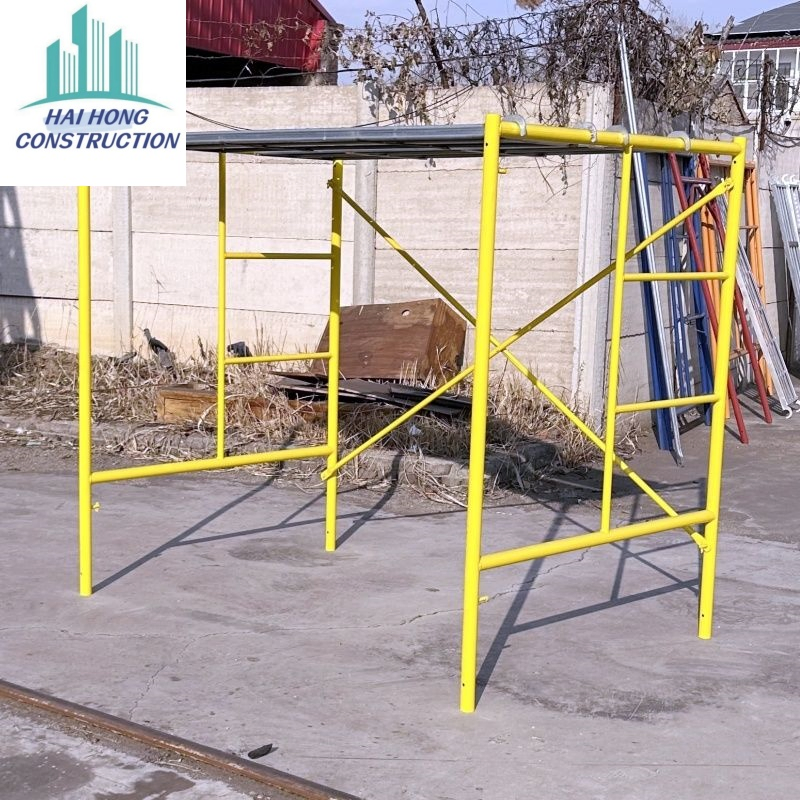 Adjustable Mobile Scaffolding for Various Construction Heights and Needs