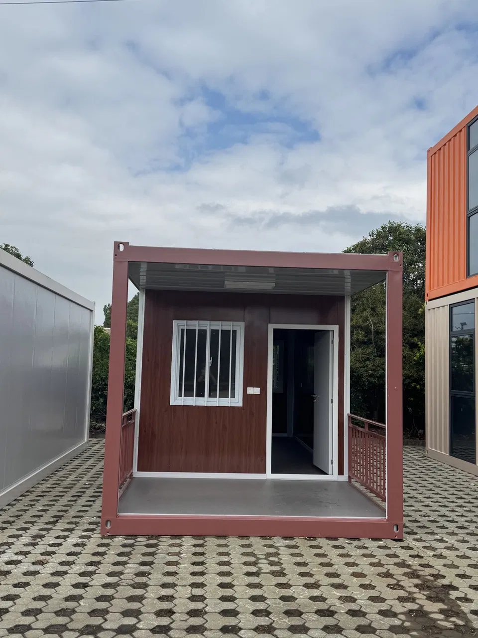China Manufacturer Tiny Modular Prefab Home Mining Labor Site Camp Folding Container House Accommodation Casa Modular Container House Casa Prefabricada