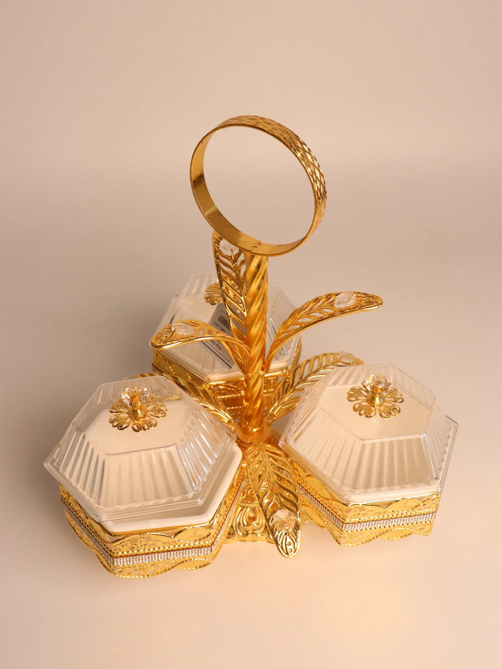 Elegant Fruit Tray with Gilded Ironwork and 3 Plastic Bowls