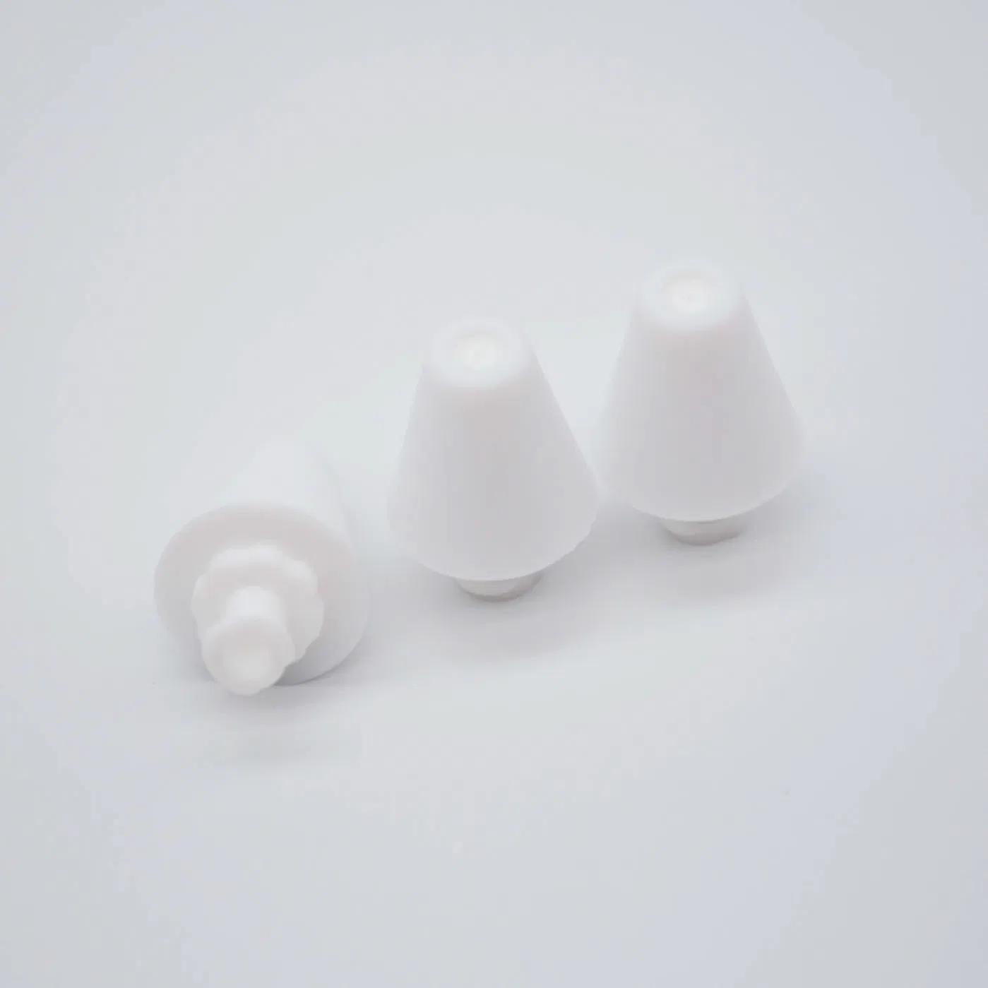 Cute Animals Design Baby Nose Clean Nasal Syringe Sprayer with CE