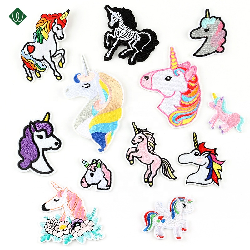 Нашивки вышитые тканевые для одежды