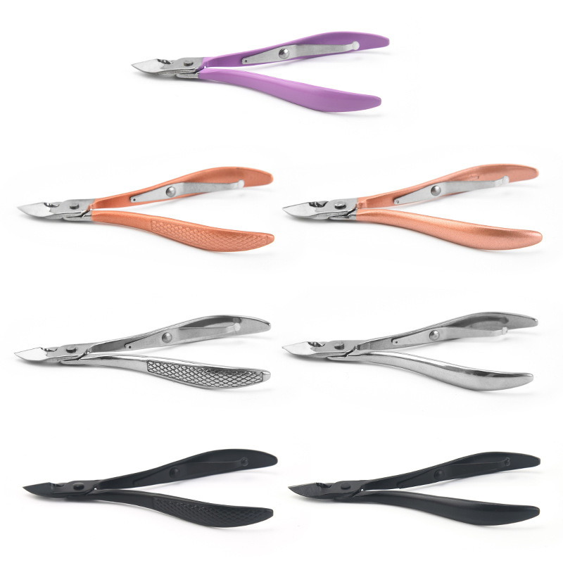 Professional Grade Stainless Steel Cuticle Nipper for Salon Use Tweezers