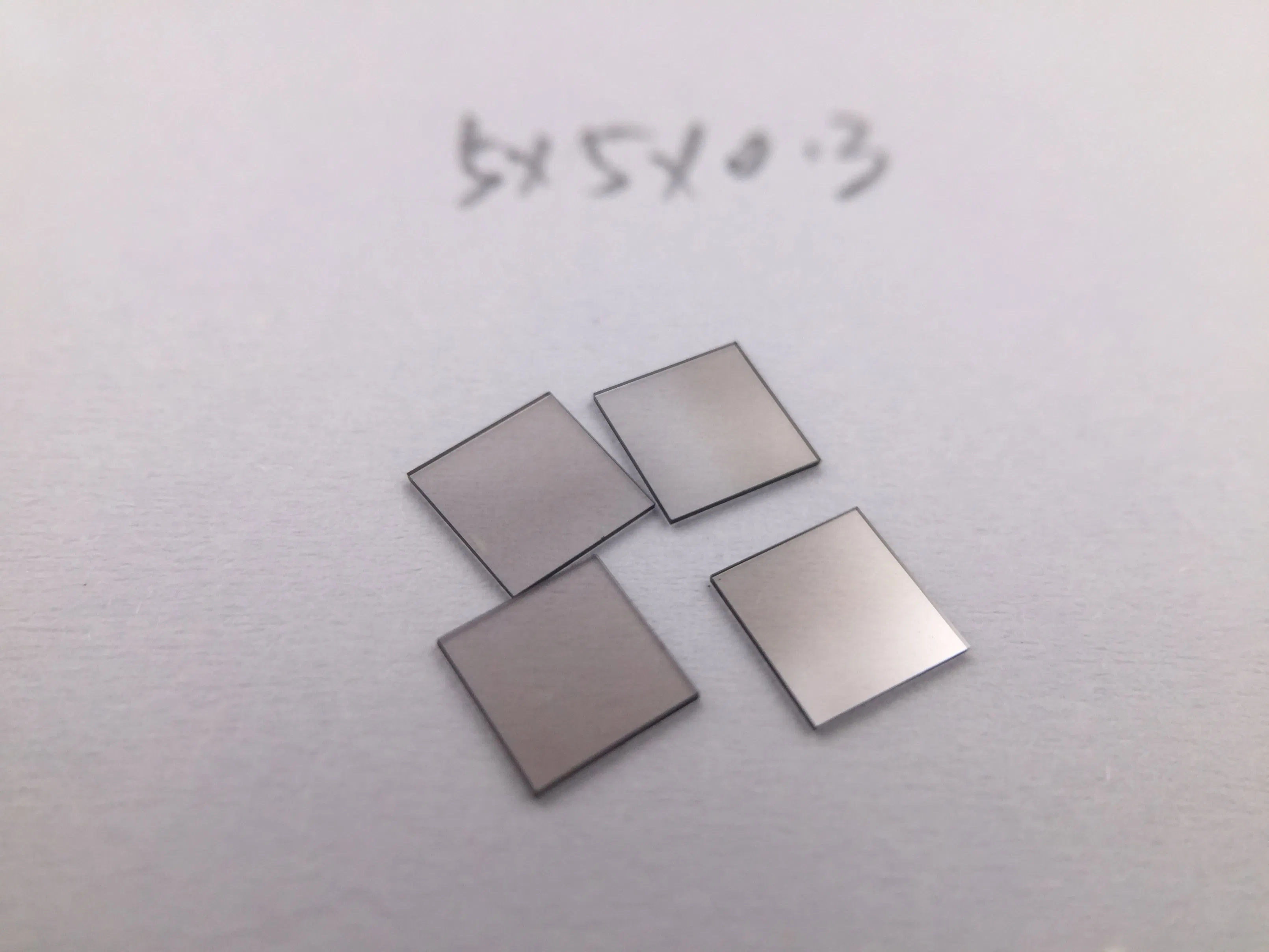 Пластина CVD алмазная 3x3x1 мм для инструментов