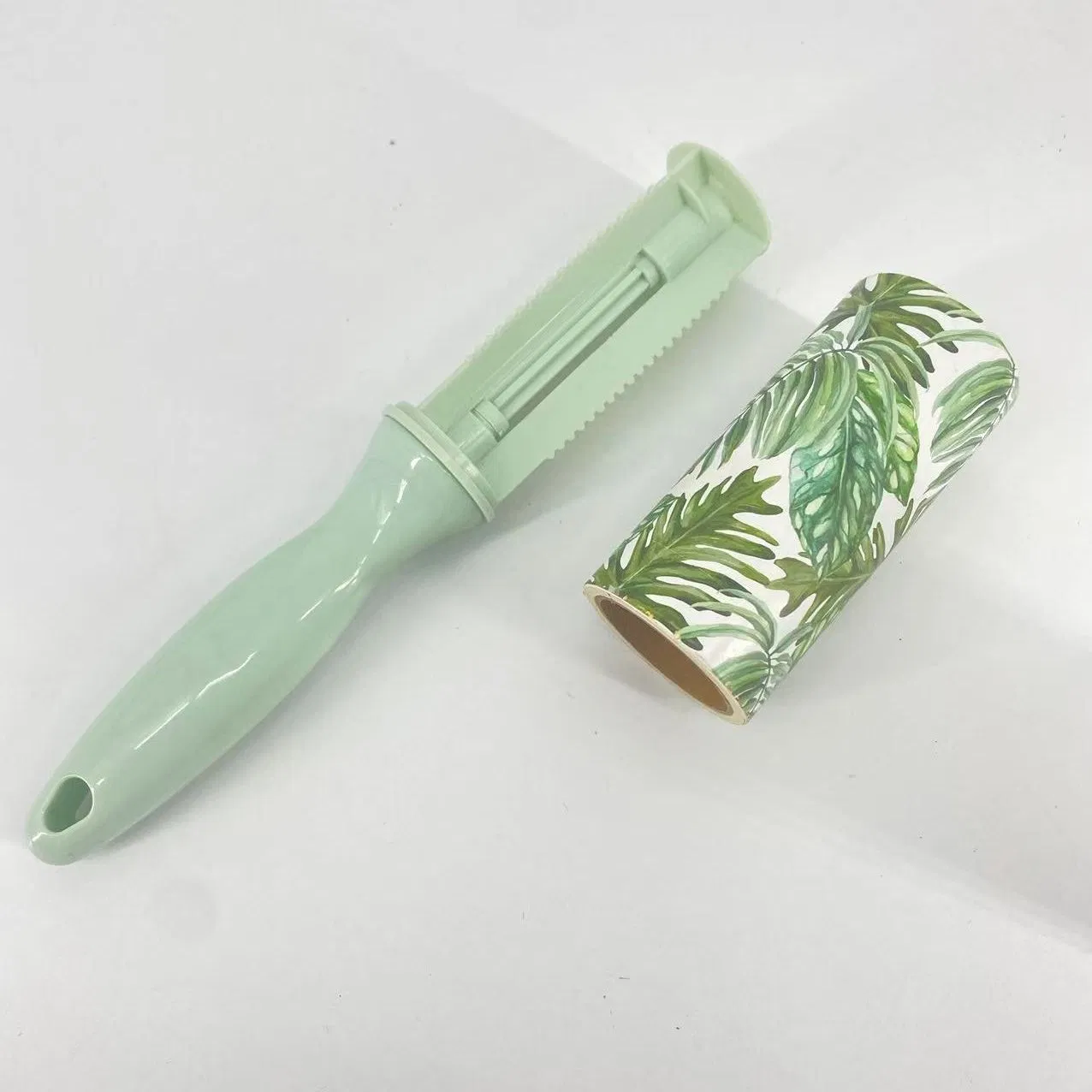 Portable Extra Sticky Lint Cleaner Rolling Dust Cleaning Tape for Pet Hair Remover