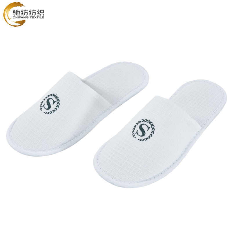 Hotel Airlines 29*11 Cm White Polyester Velour Disposable Slippers 5 mm EVA Sole Embroidery