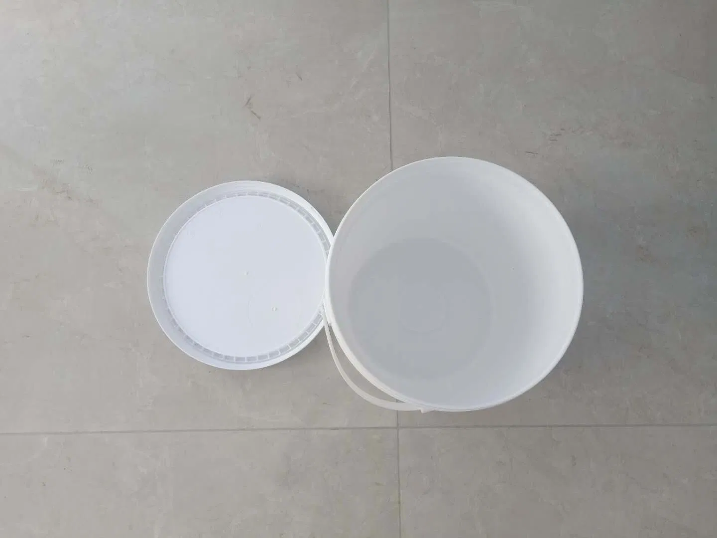 Plastic Bucket (Multicolor; PP PE)