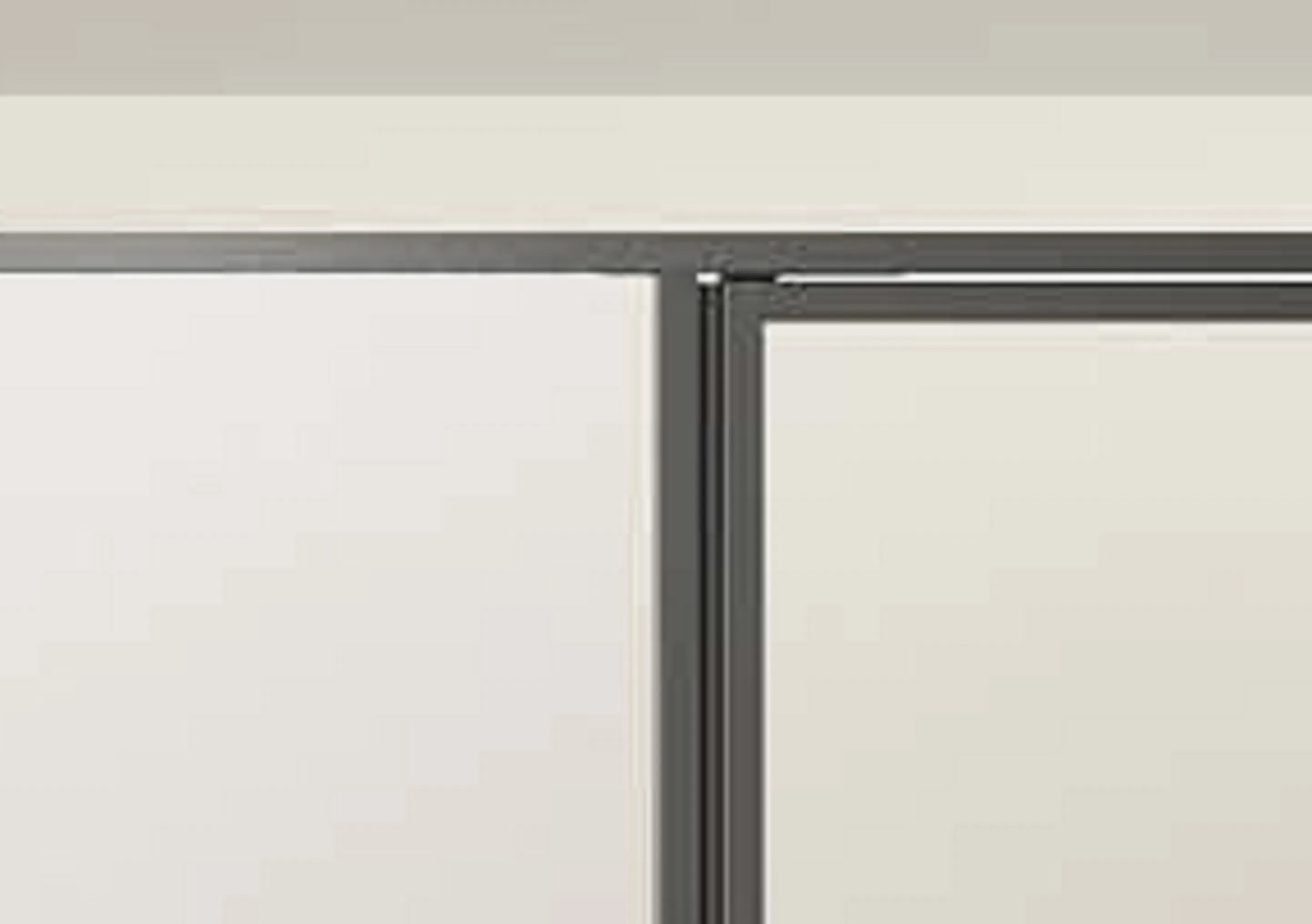 Stylish Shower Faucet and Premium Glass Shower Cubicle