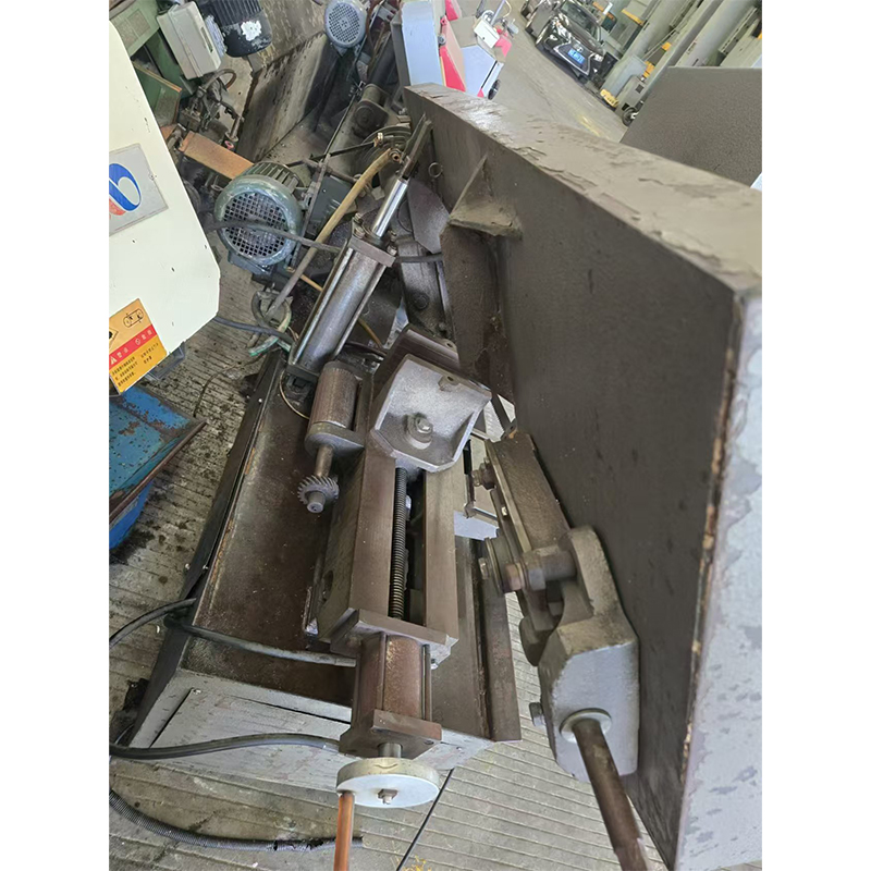 Ленточная пила по металлу горизонтальная GB4028 бывшая в употреблении