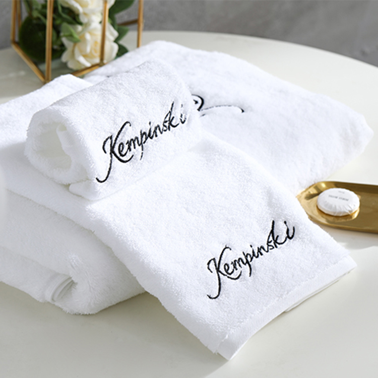 Luxury Hotel Towels Set Embroidered Logo Bath Towels